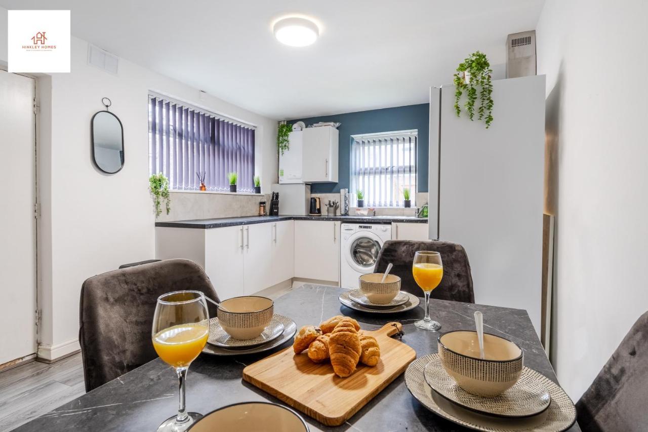 Immaculate 4 Bed In Liverpool By Hinkley Homes Short Lets & Serviced Accommodation Exterior foto